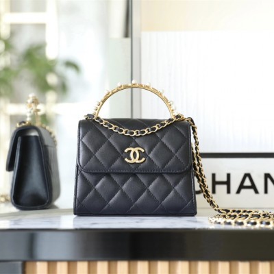 Chanel 23B chain clutch pearl handle black gold