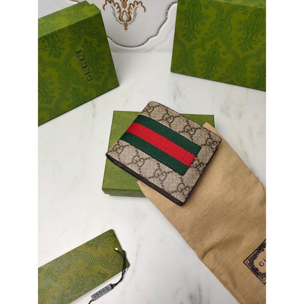 Gucci Bi-fold Wallet in Beige GG Supreme with Web