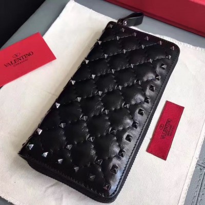 Valentino Rockstud Spike Zip Wallet In Noir Lambskin